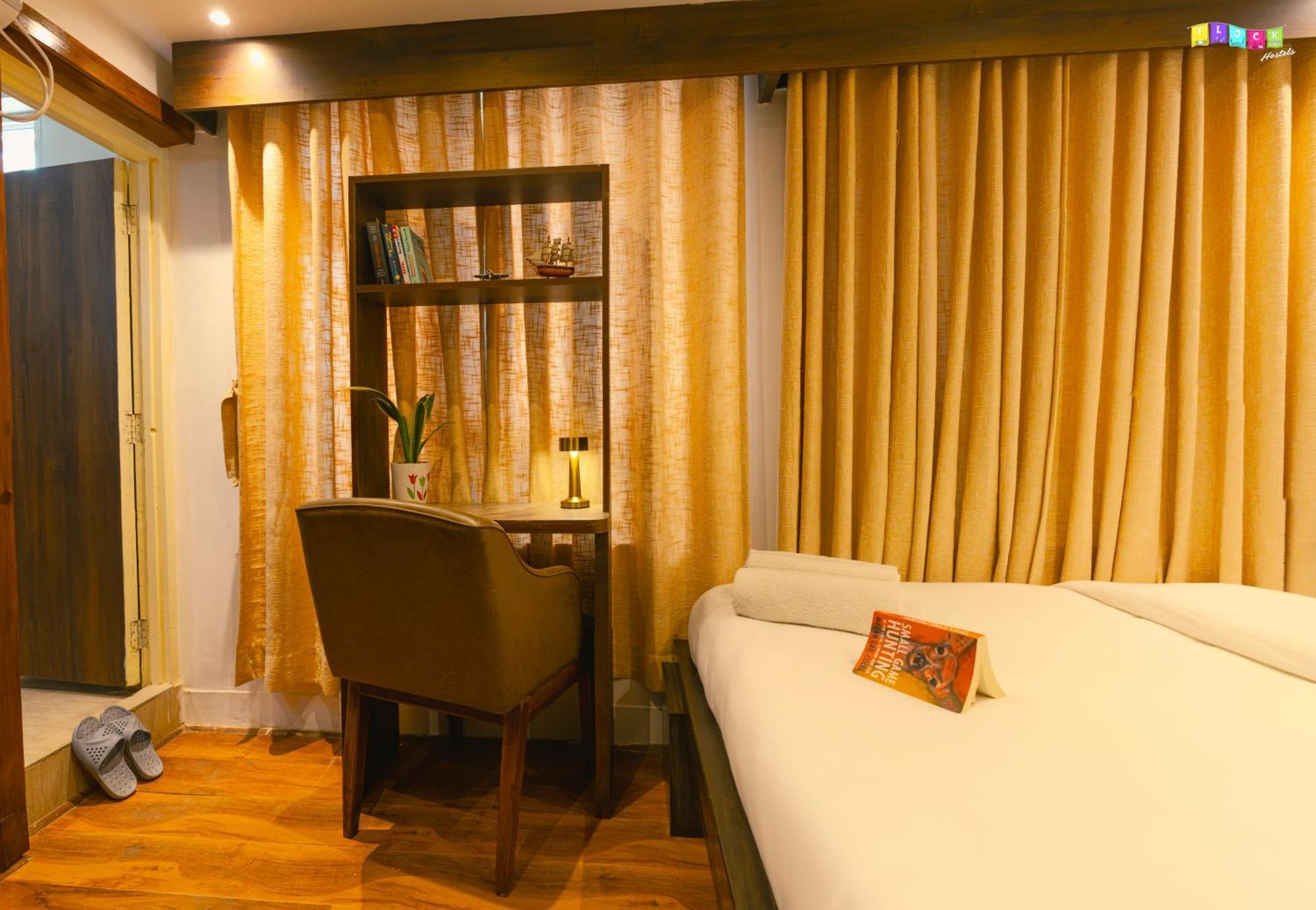 Flock Kathmandu Hostel ภายนอก รูปภาพ