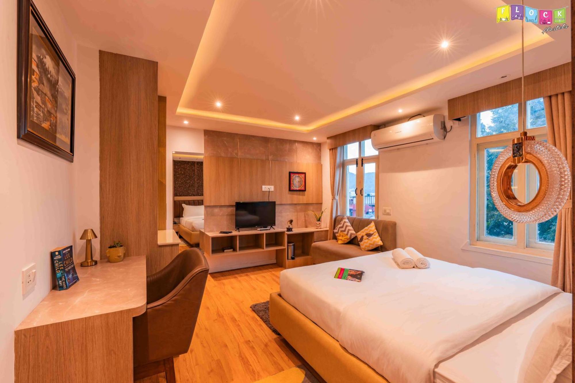 Flock Kathmandu Hostel ภายนอก รูปภาพ