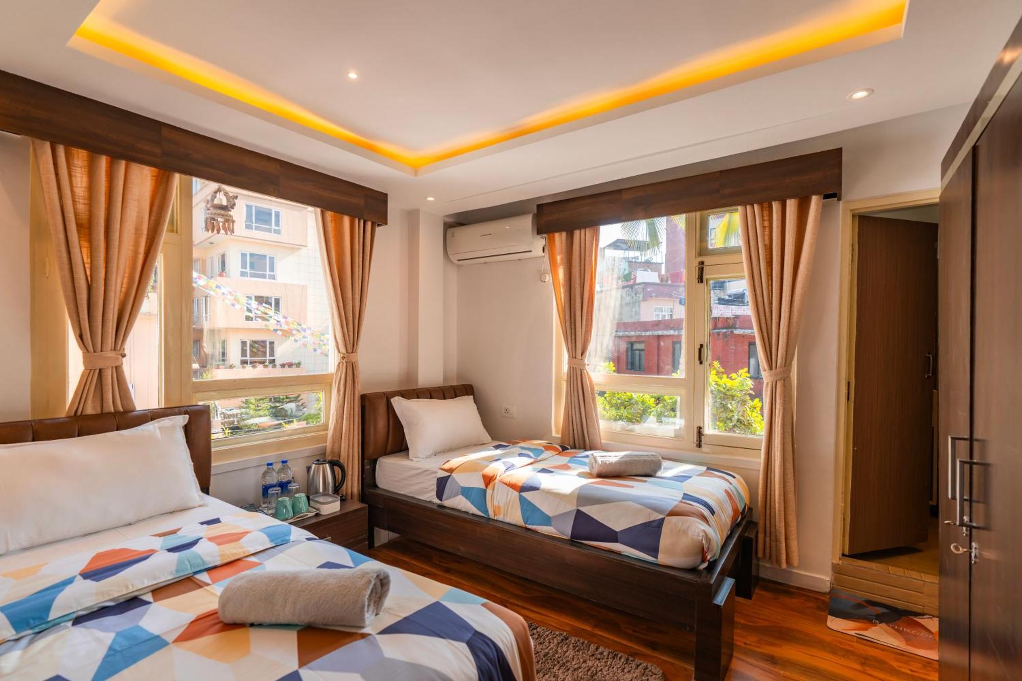 Flock Kathmandu Hostel ภายนอก รูปภาพ