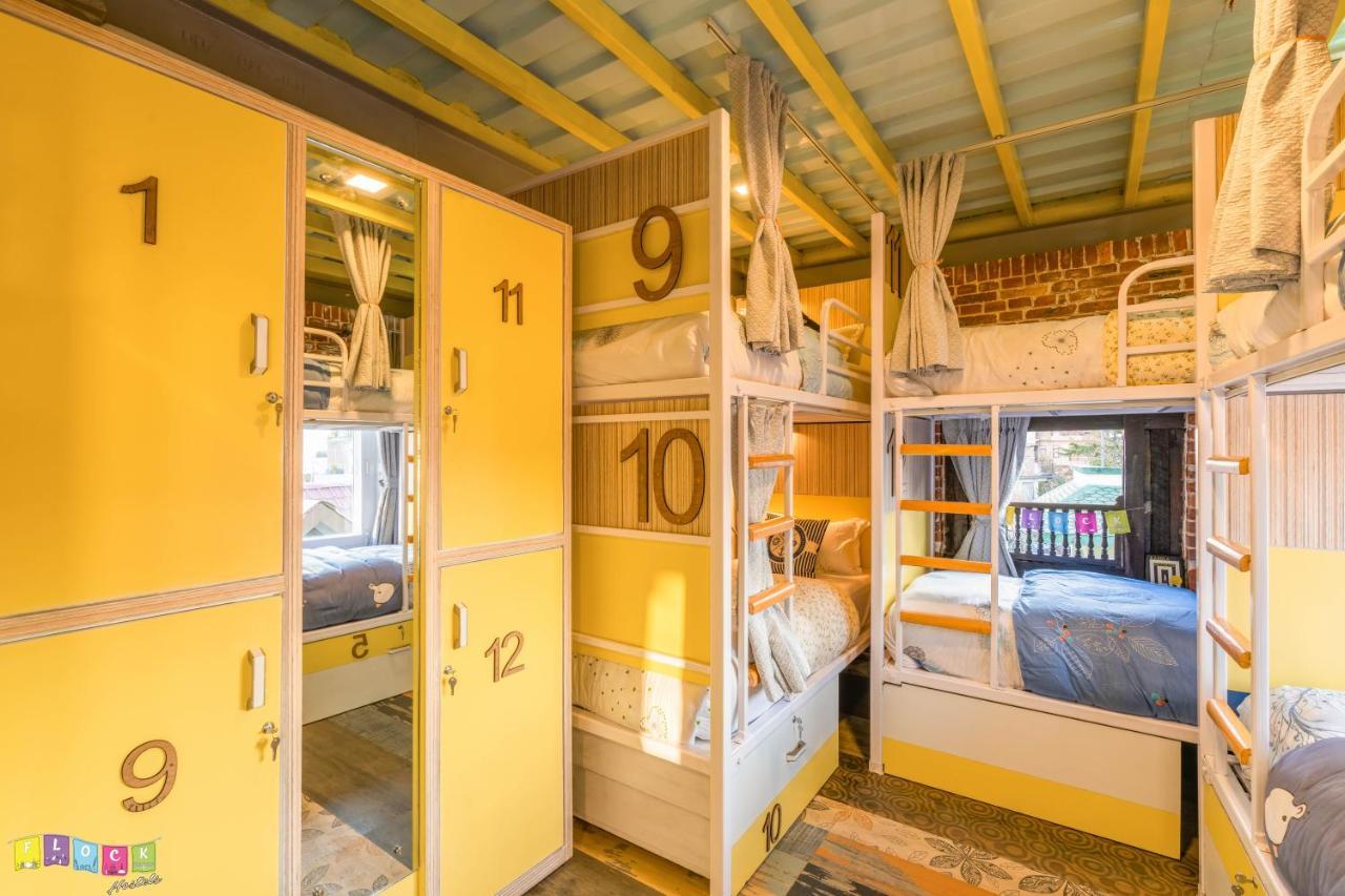 Flock Kathmandu Hostel ภายนอก รูปภาพ